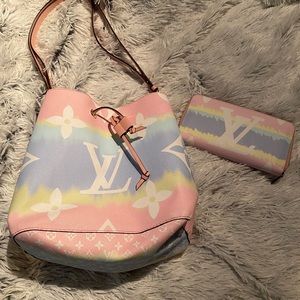 Lv Escale Néonoé MM with matching wallet